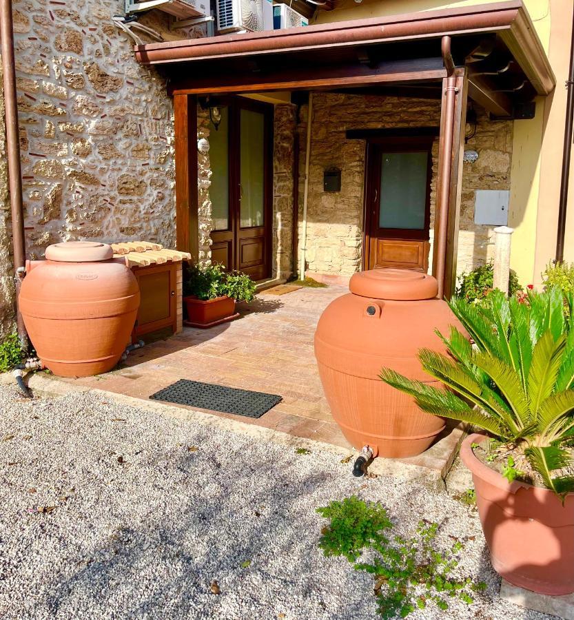 Il Giardino Di Athena 1 Apartment Paestum Exterior foto